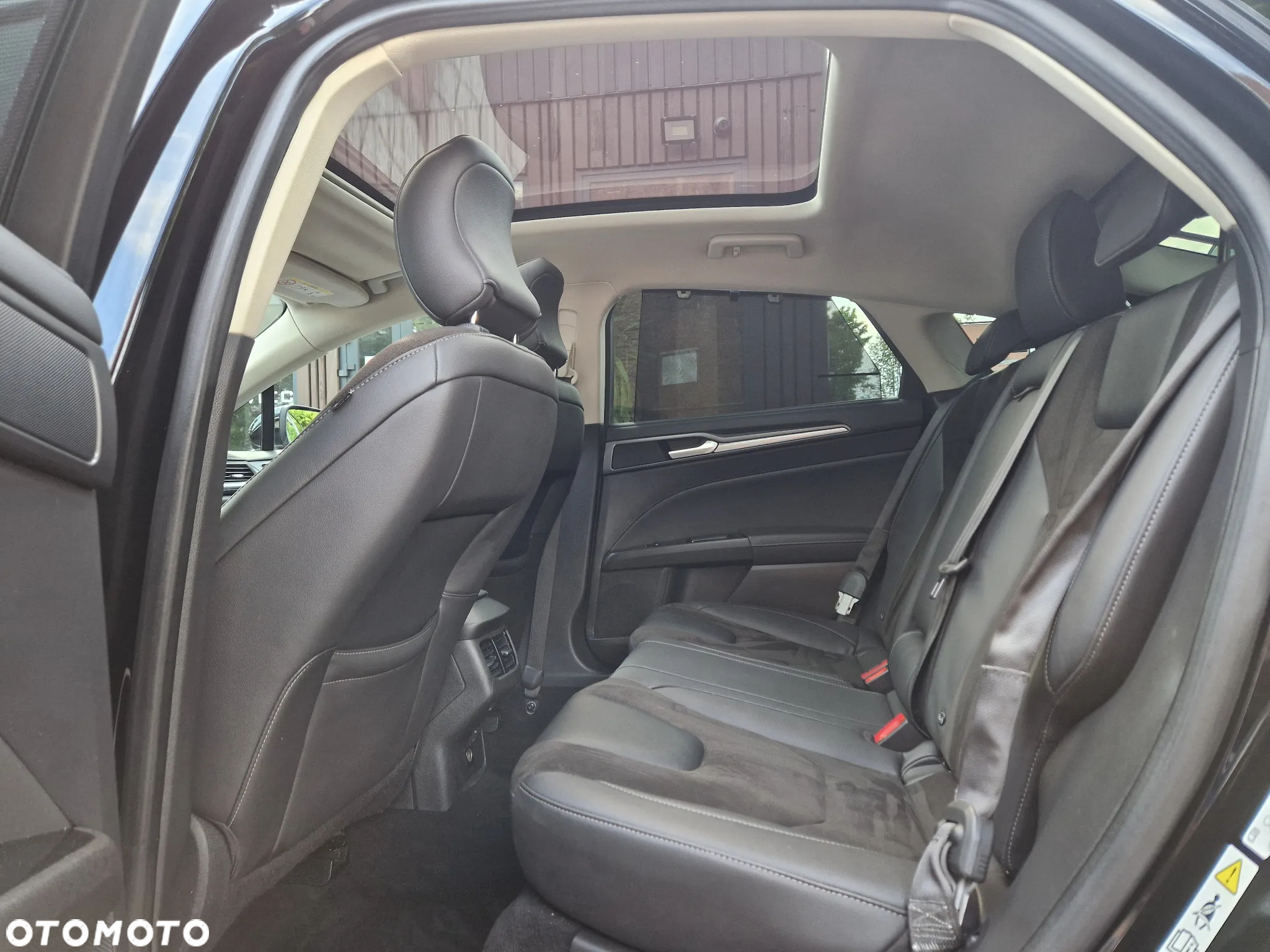 Ford Mondeo 2.0 TDCi Titanium - 33