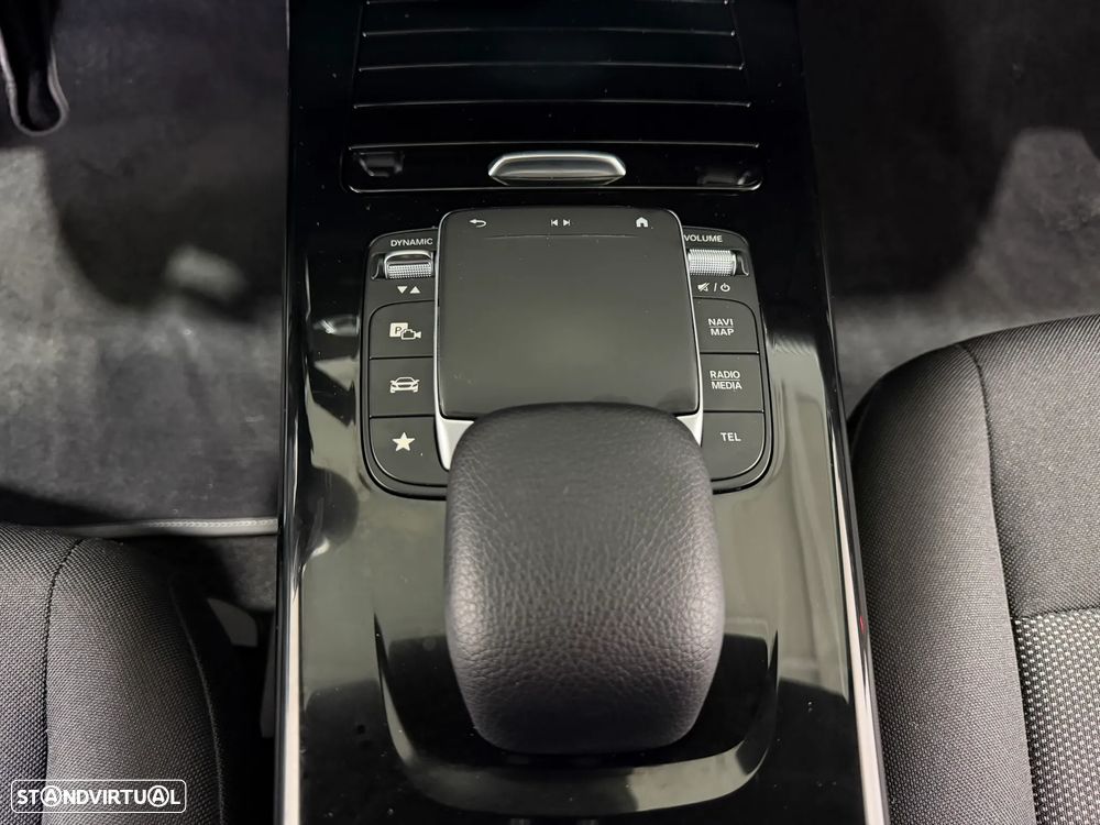 Mercedes-Benz CLA 200 d Shooting Brake Progressive Aut. - 32