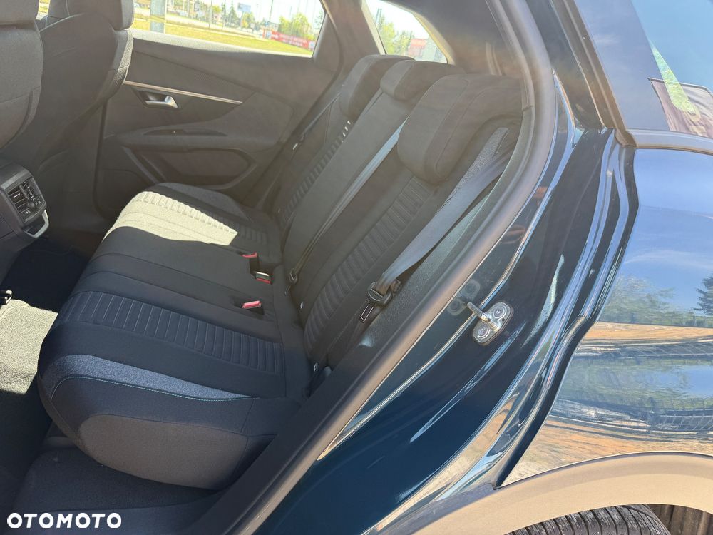 Peugeot 3008 1.2 PureTech Active Pack S&S EAT8 - 10