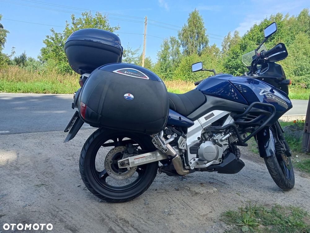 Suzuki DL - 4