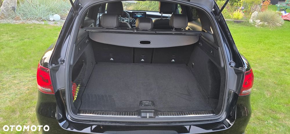 Mercedes-Benz GLC 300 4-Matic - 29