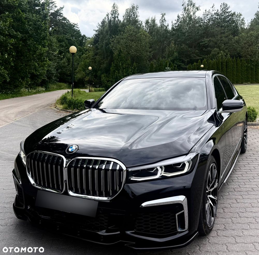 BMW Seria 7 750i xDrive sport - 1