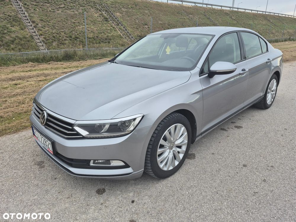 Volkswagen Passat 2.0 TDI BMT Trendline - 1