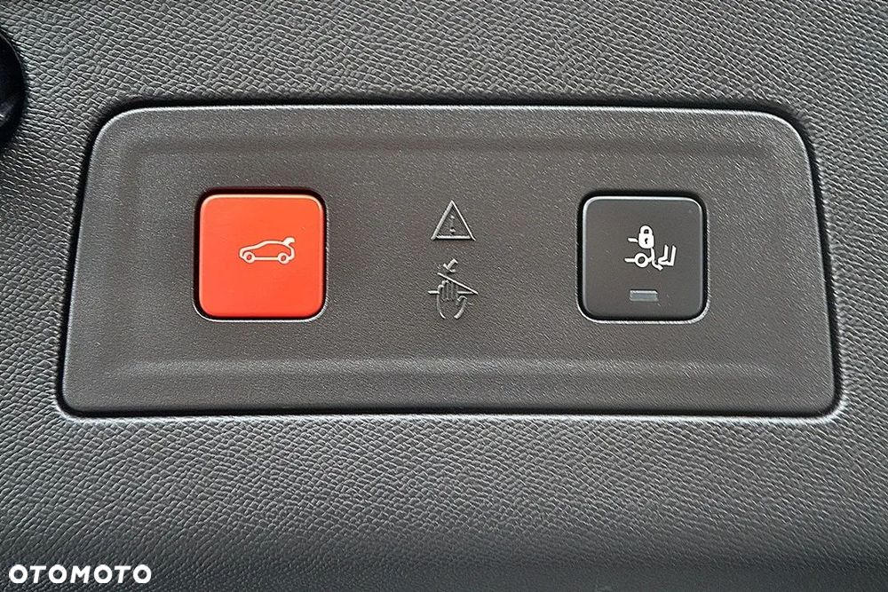 Peugeot 508 BlueHDi 130 EAT8 Allure Pack - 23