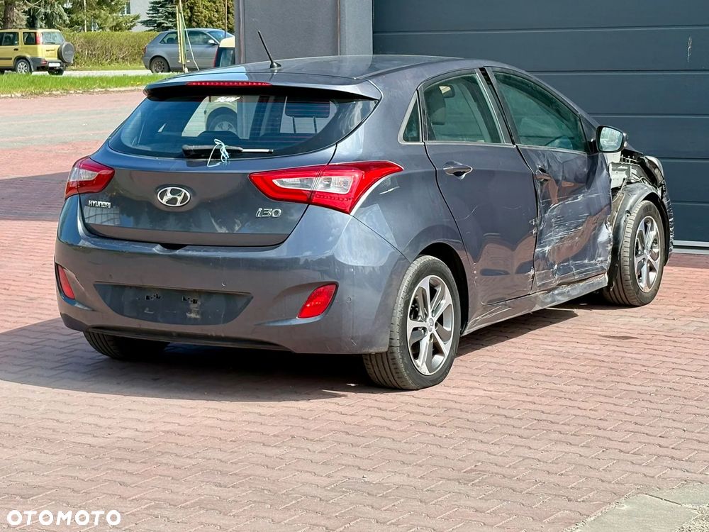Hyundai i30 1.4 Comfort - 5