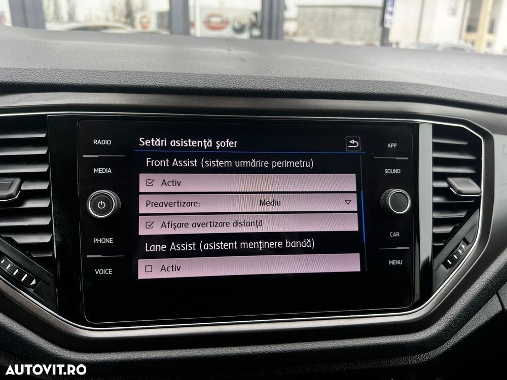 Volkswagen T-Roc - 22