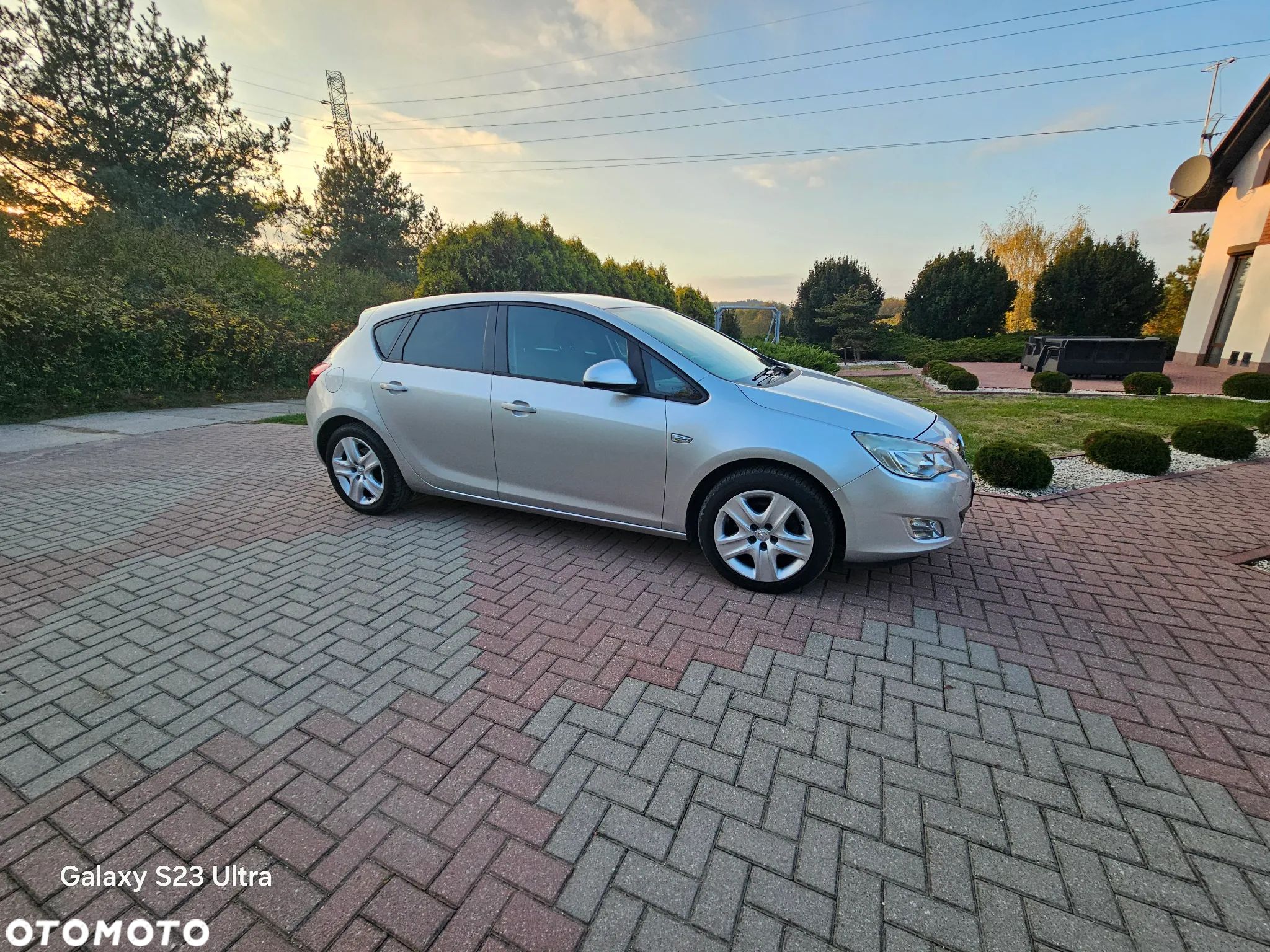 Opel Astra 1.7 CDTI DPF Design Edition - 1