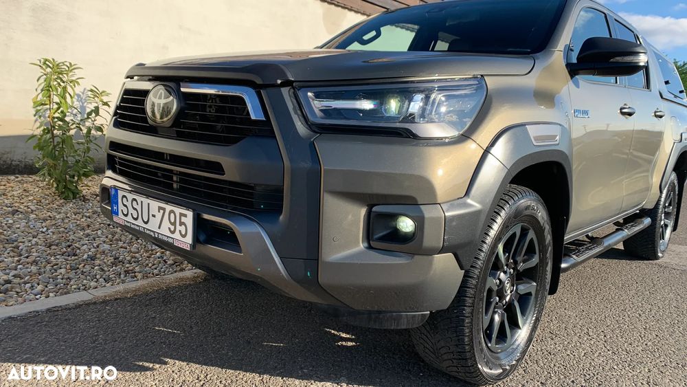 Toyota Hilux 2.8D 204CP 4x4 Double Cab AT Invincible Color Edition - 3