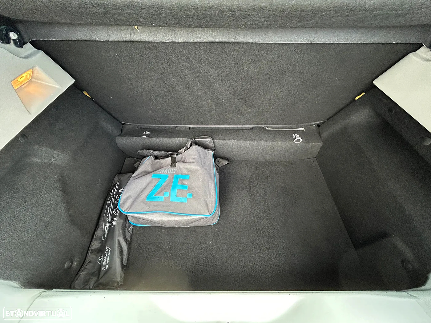 Renault Zoe (c/ Bateria) Intens 40 - 17