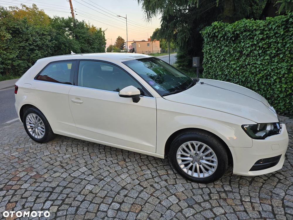 Audi A3 3-drzwiowe 1.4T FSI Attraction - 21