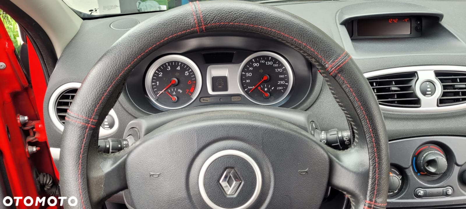 Renault Clio - 6
