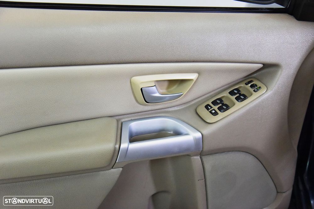Volvo XC 90 2.4 D5 7L Executive - 29