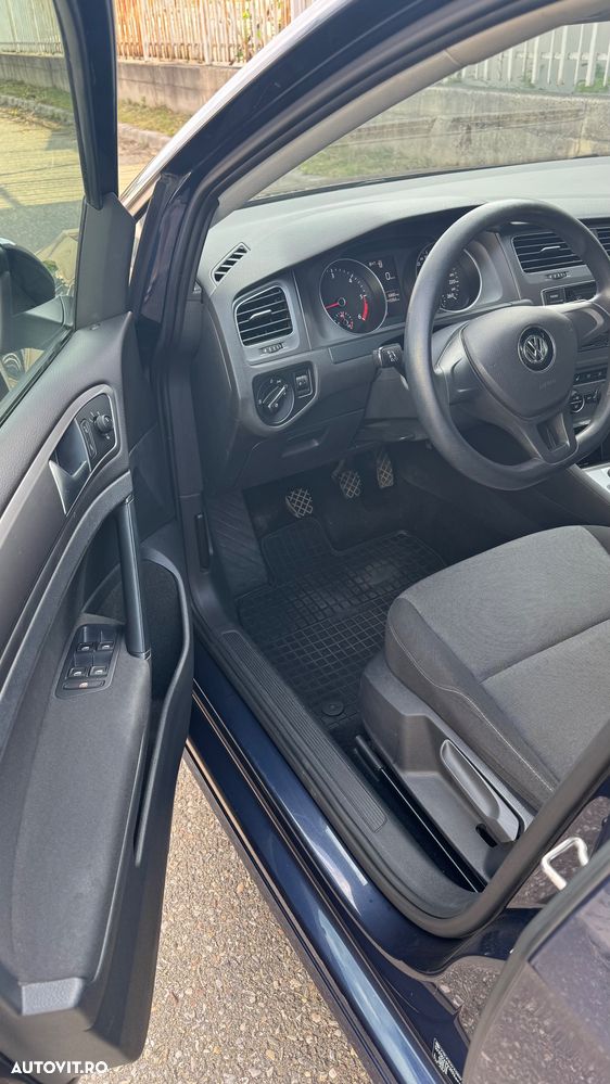 Volkswagen Golf 1.6 TDI DPF BMT Comfortline - 11