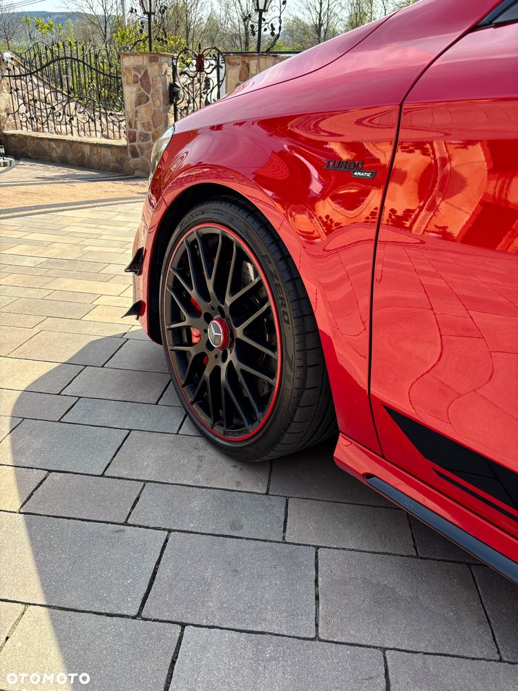 Mercedes-Benz CLA - 10