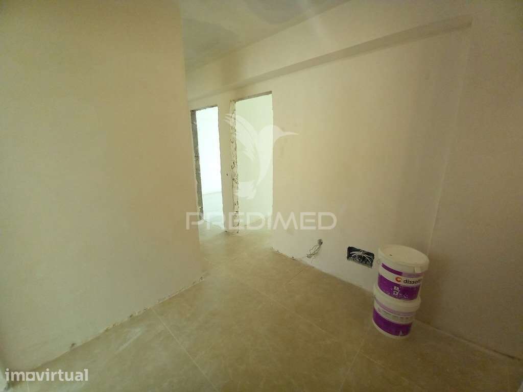 Apartamento T2 em Carregado - Grande imagem: 3/30