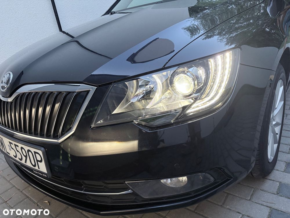 Skoda Superb 2.0 TDI 4x4 Ambition DSG - 33