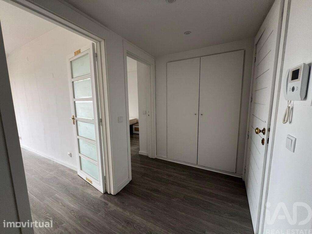Apartamento T1 em Santa Marinha e São Pedro da Afurada de 47,5 m2 - Grande imagem: 2/17
