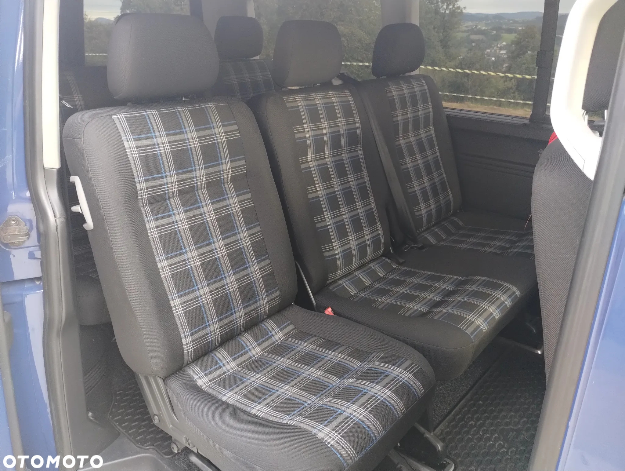 Volkswagen Transporter T5 TDI L1H1 - 6