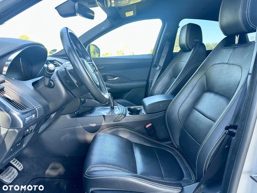 Jaguar E-Pace P200 AWD R-Dynamic - 10