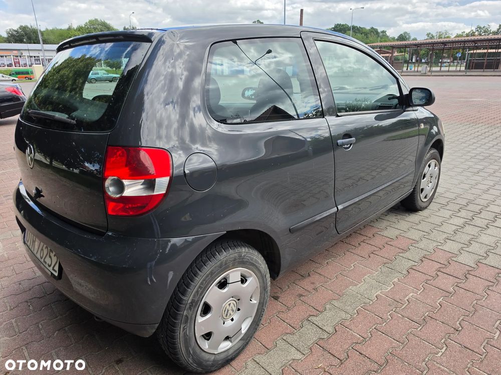 Volkswagen Fox - 5