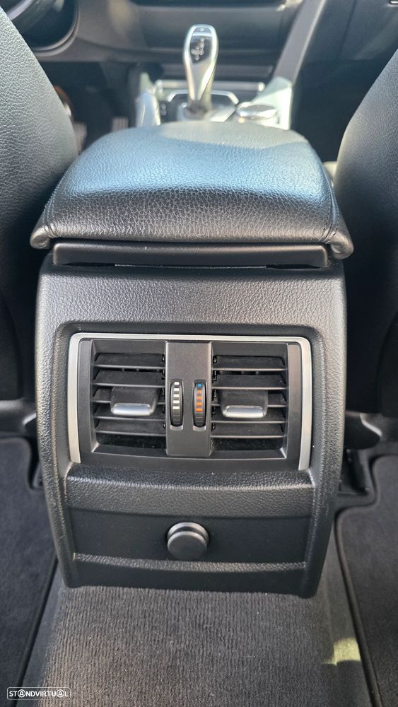 BMW 320 d xDrive Aut. Sport Line - 25