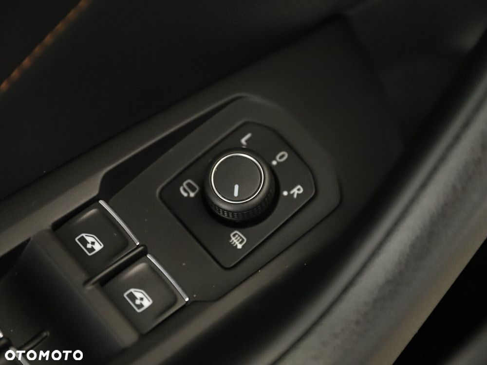 Volkswagen Passat - 23