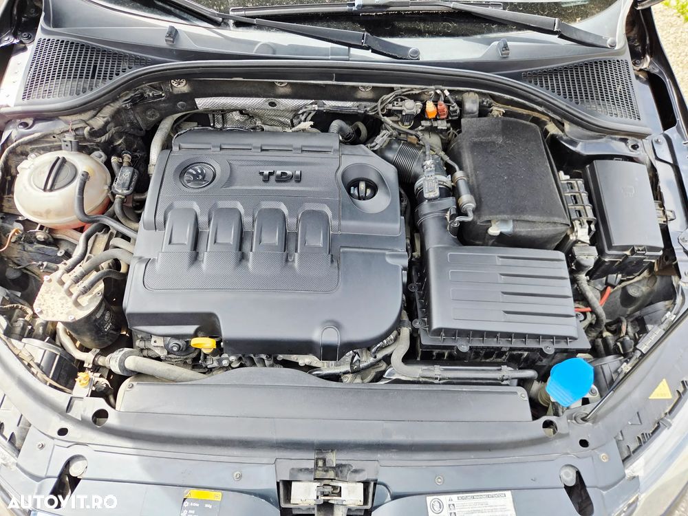 Skoda Octavia 1.6 TDI GREENLINE - 7