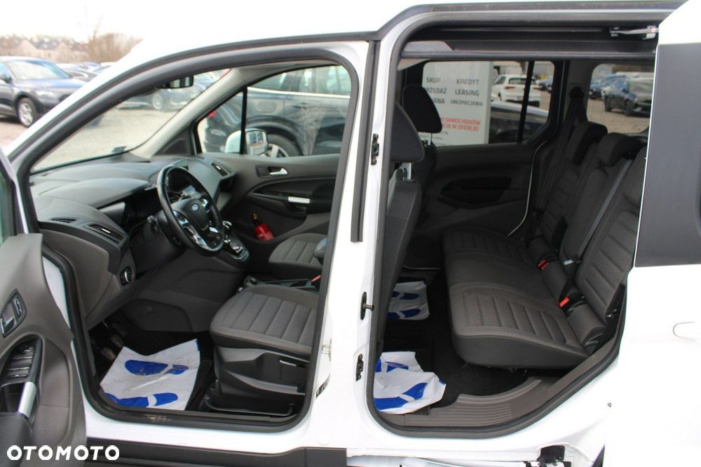 Ford Tourneo Connect - 14
