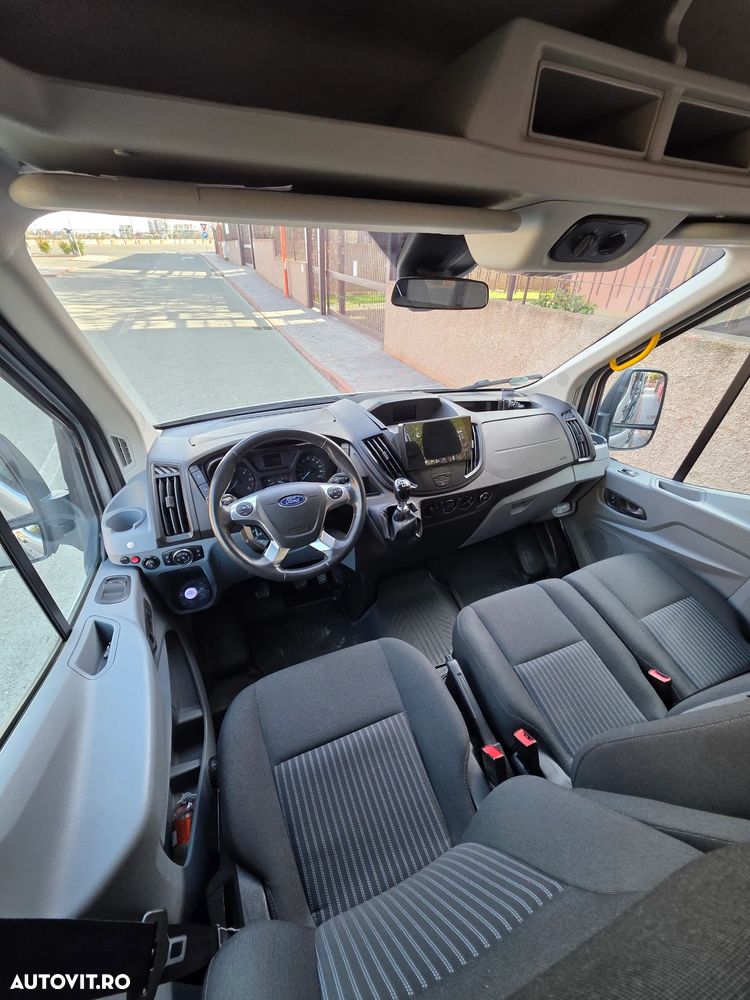 Ford Transit - 12
