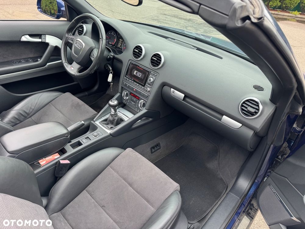 Audi A3 Cabrio 2.0 TDI DPF S Line Sportpaket - 16