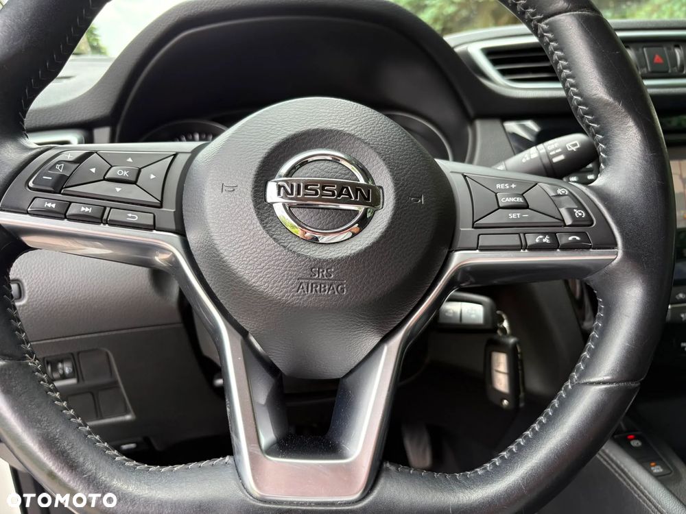 Nissan Qashqai 1.2 DIG-T N-Vision - 19