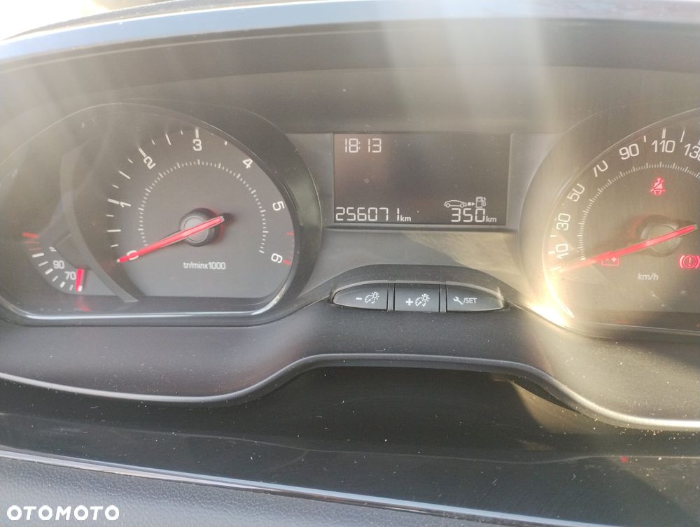 Peugeot 208 1.4 HDi Active - 7