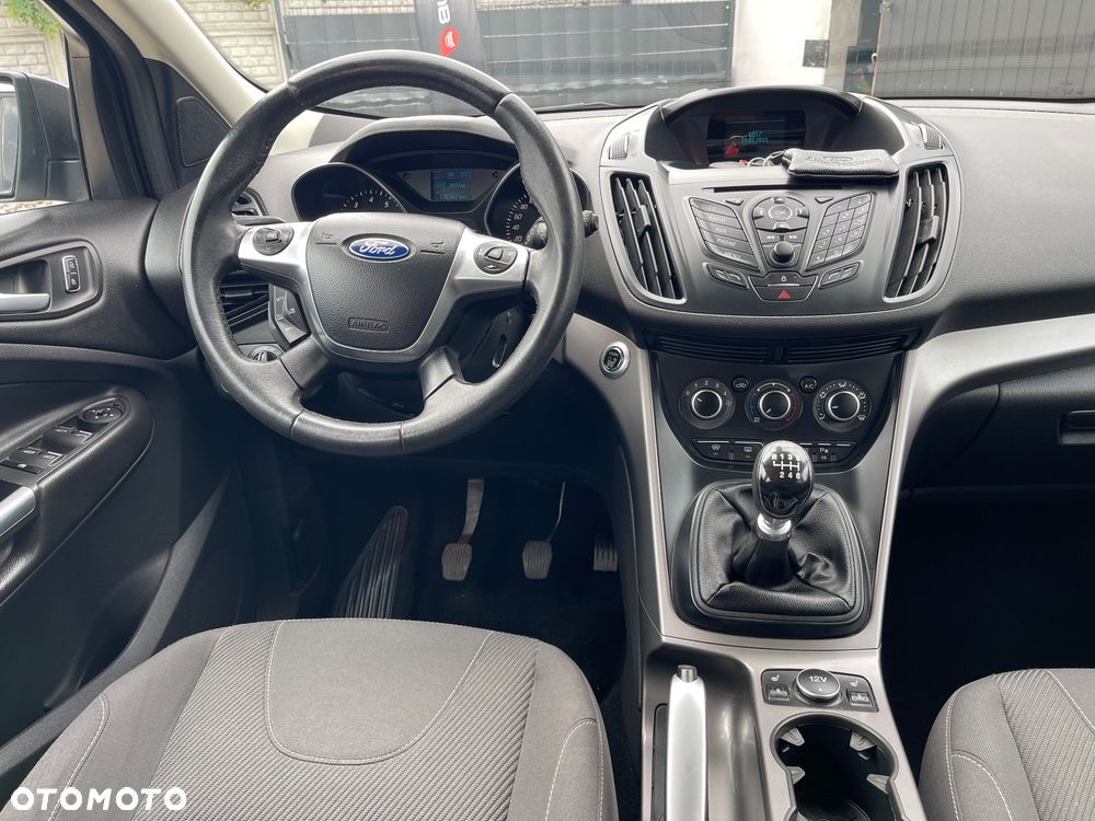 Ford Kuga - 41
