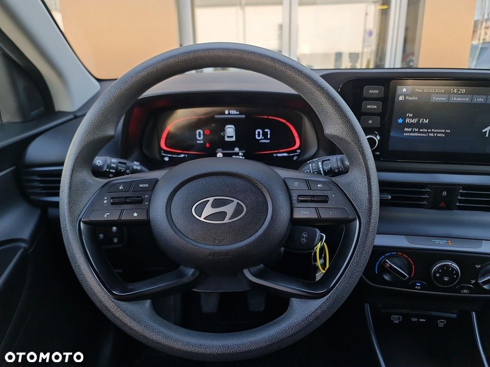 Hyundai i20 1.2 Pure - 17