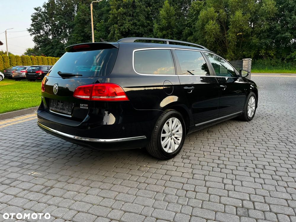 Volkswagen Passat 2.0 TDI Comfortline DSG - 3