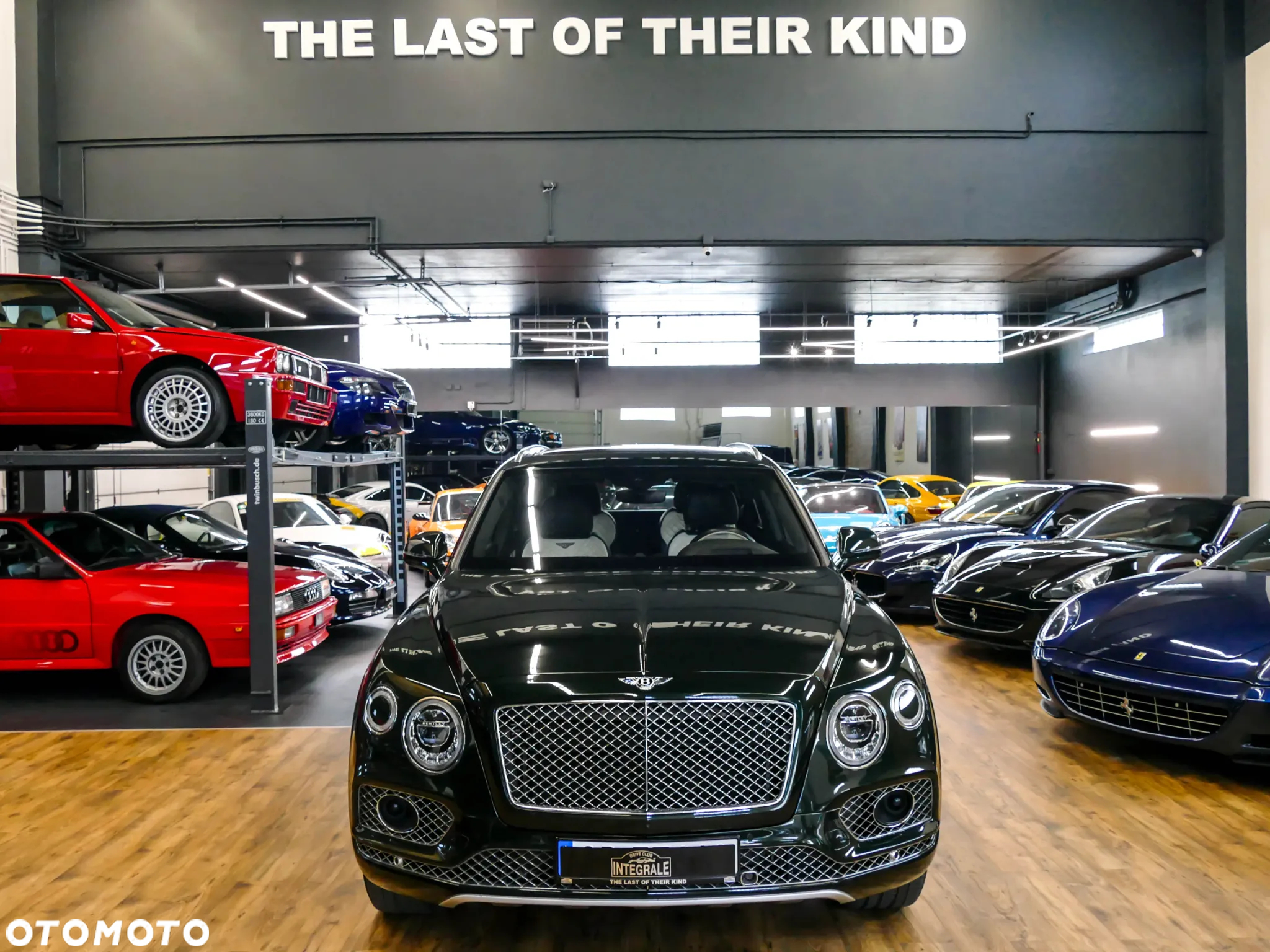 Bentley Bentayga W12 Mulliner - 2