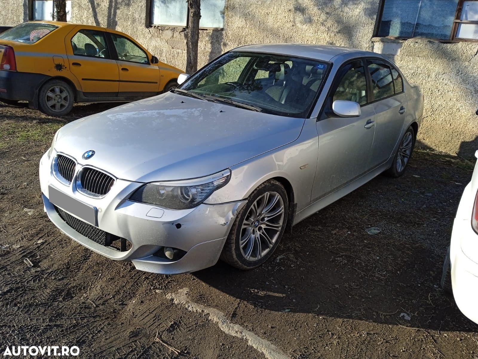 Dezmembrari  BMW 5 (E60, E61)  2003  > 2010 520 d Motorina - 1
