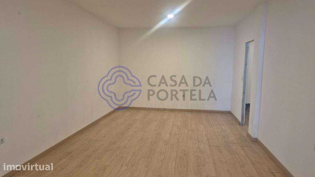 Loja à Venda — Rua da Fontinha, Porto - Grande imagem: 5/8