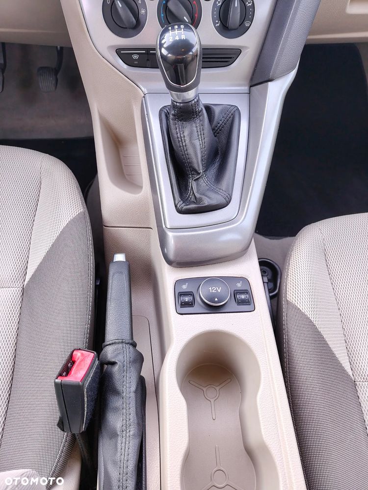 Ford Focus 1.6 Gold X (Trend) - 17