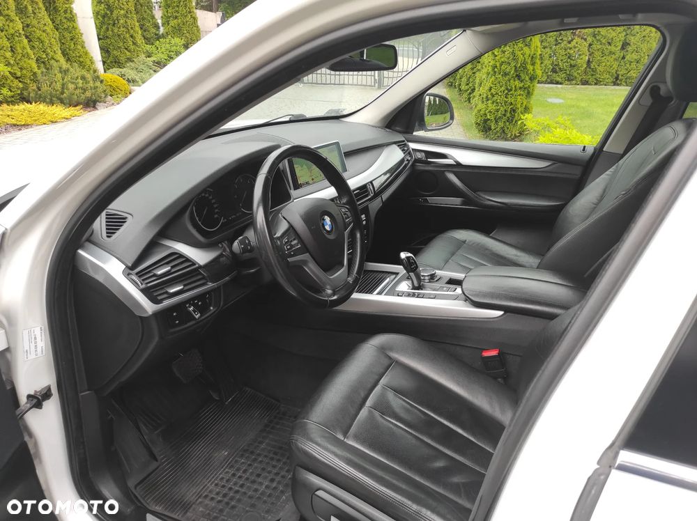 BMW X5 xDrive25d - 34
