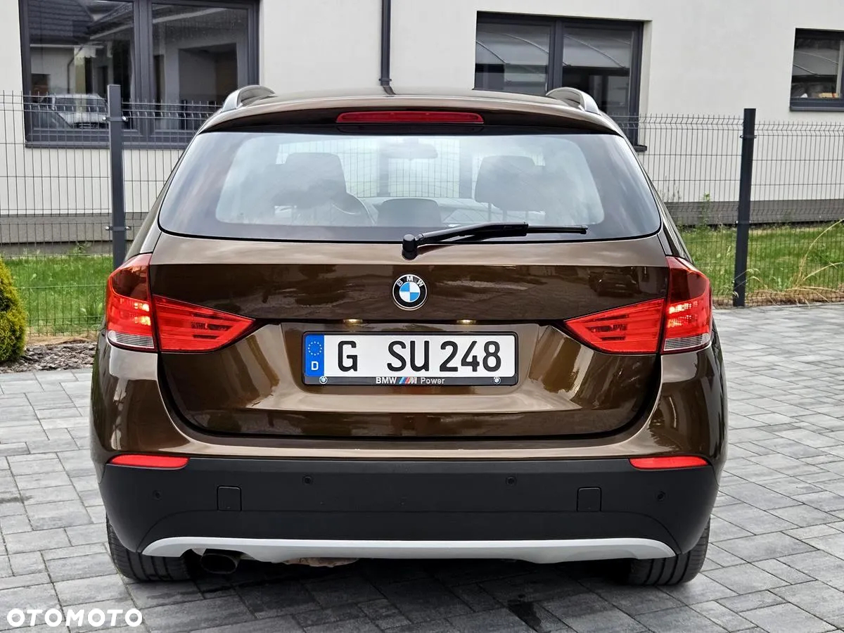 BMW X1 sDrive18i - 10