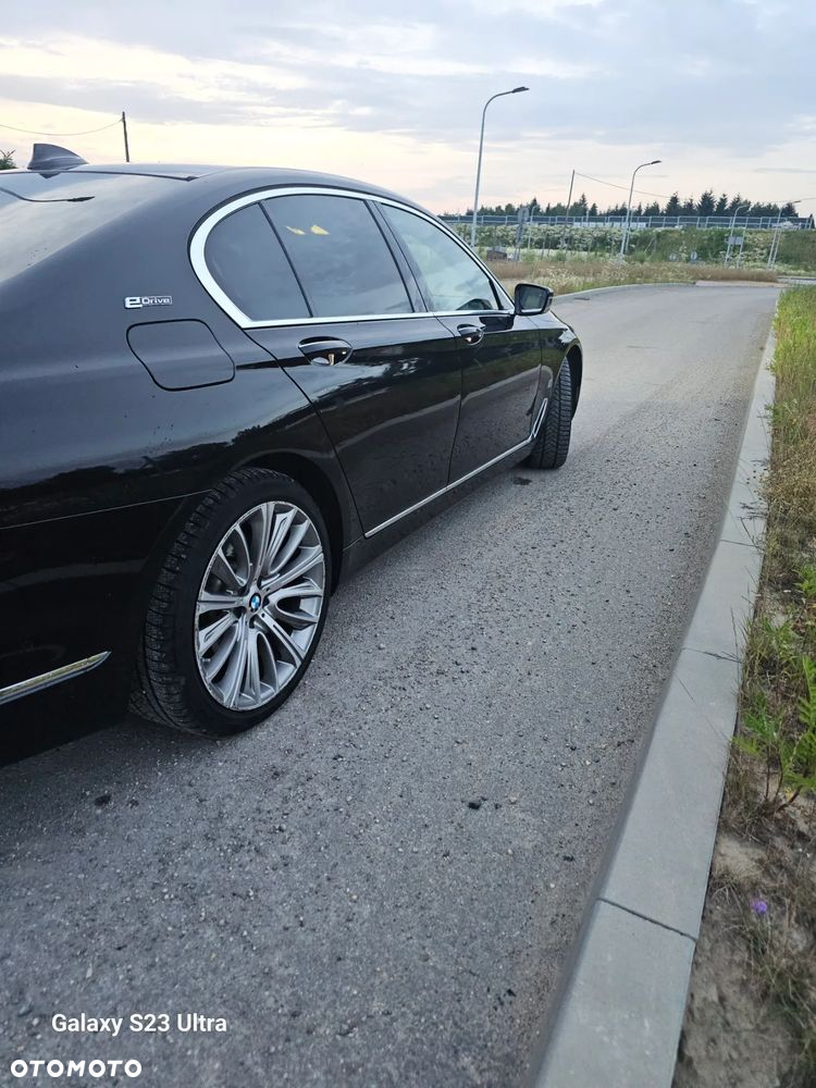 BMW Seria 7 - 4