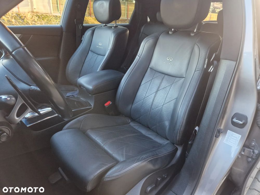 Infiniti FX FX30d AWD S Premium - 26