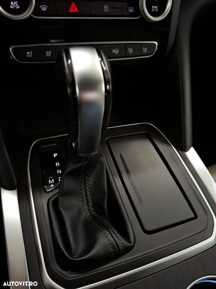 Renault Talisman Blue dCi EDC Initial Paris - 25