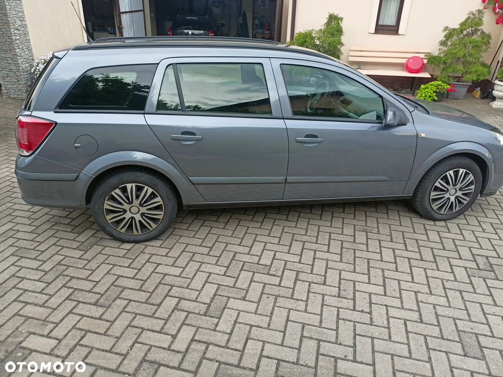 Opel Astra - 2