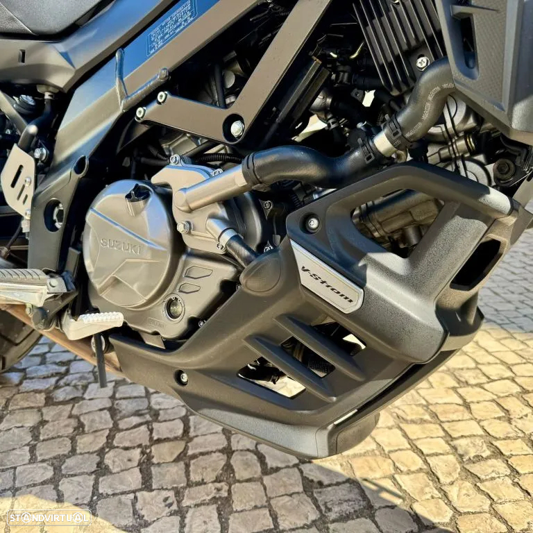 Suzuki DL V-Strom 650 - 19