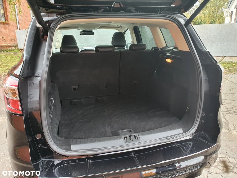 Ford Kuga 2.0 TDCi 4x4 Vignale - 22