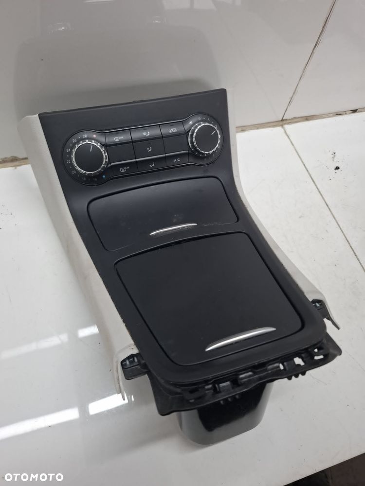 PANEL KLIMATYZACJI MERCEDES W246 TUNEL POPIELNICZKA SCHOWEK MERCEDES W246 - 3