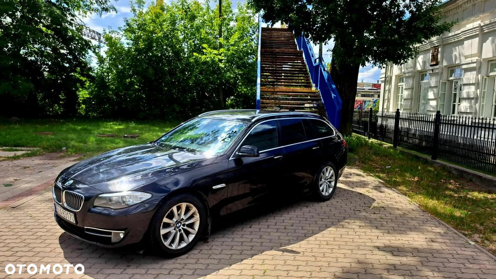 BMW Seria 5 520d Touring BluePerformance - 11