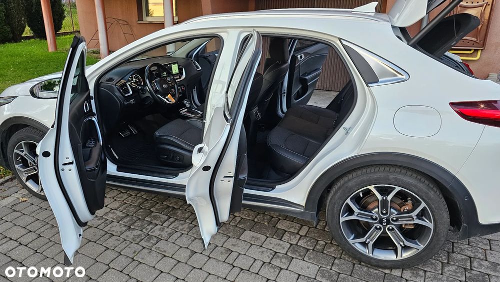 Kia XCeed 1.6 CRDi mHEV L Business Line DCT - 10